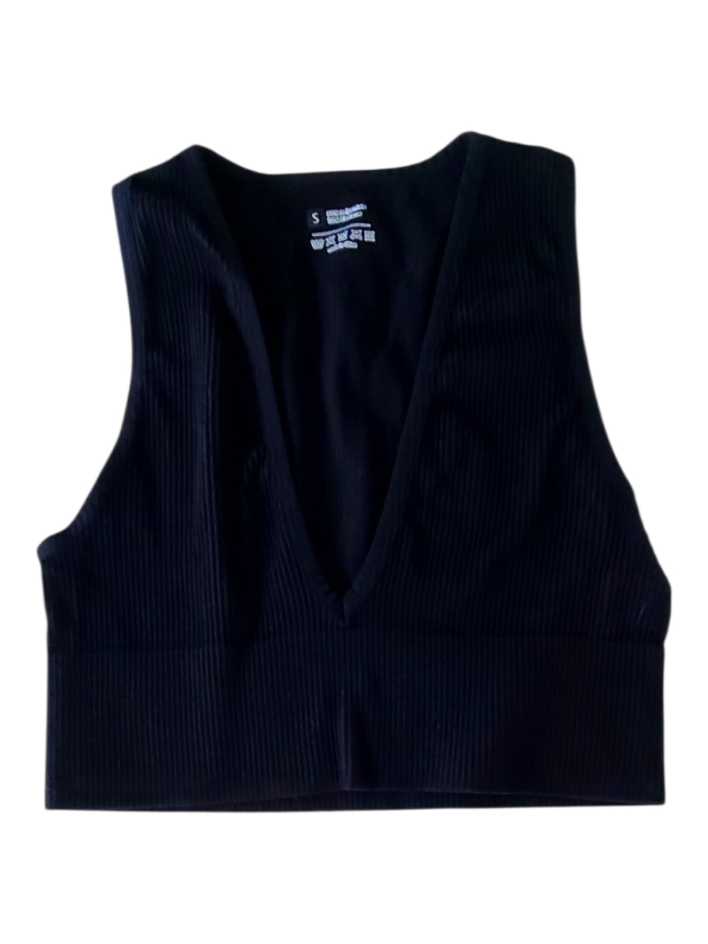Black Ribbed V-Neck Crop Tank